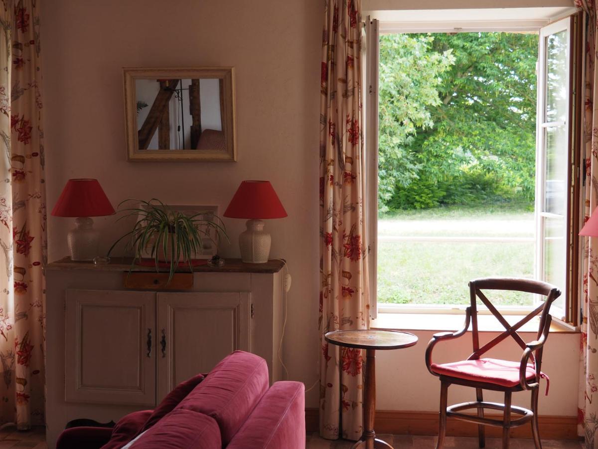 Chateau De Juvigny Luaran gambar