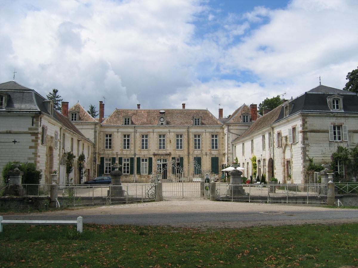Chateau De Juvigny Luaran gambar
