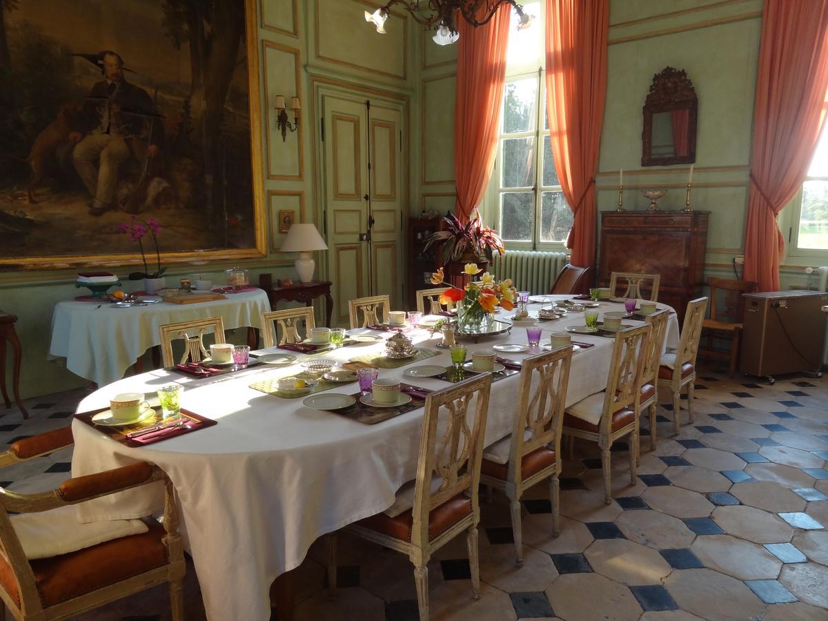 Chateau De Juvigny Luaran gambar